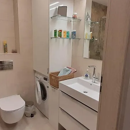 Friends - Mieszkanie 53m2 - Dwie Kawalerki Z Lazienka Apartmán